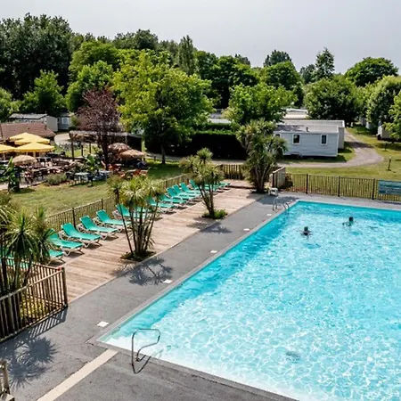 Mobil-home 6 Pers Avec Terrasse A - Api-1-52-1647 Camping *